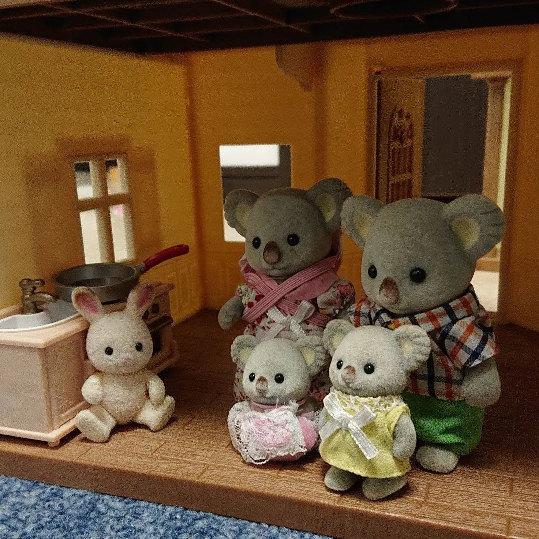 Sylvanian Family Set with Dolls