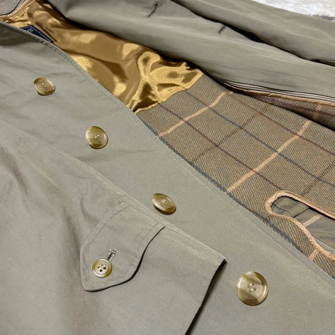 [Super Rare] Burberry Beige Trench Coat