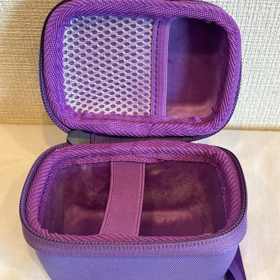 Takara Tomy "Tooth! Kyubitsu" Digital Pet Storage Bag Storage Case