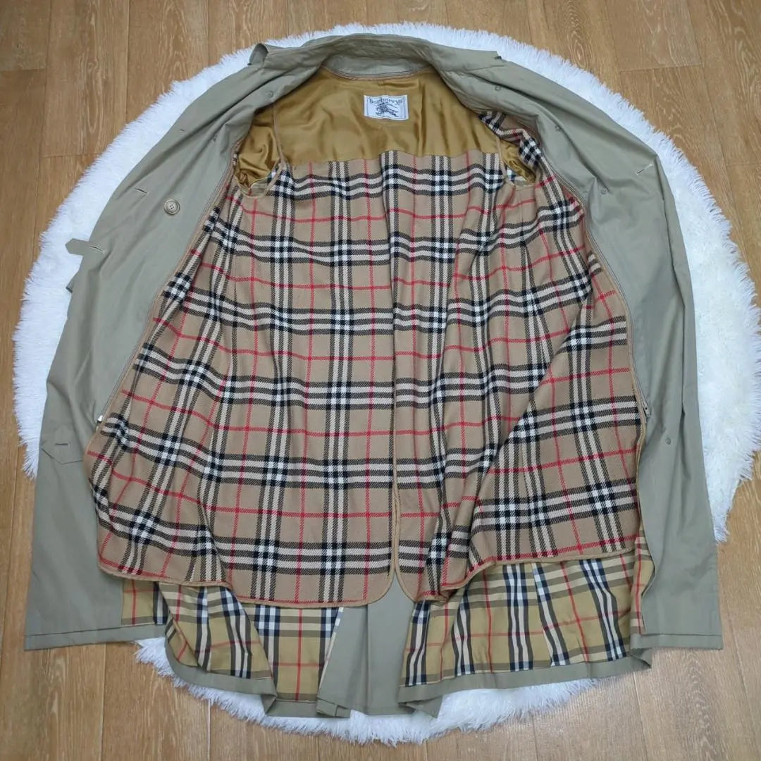 Gabardina con forro de Burberry, etiqueta blanca, talla S