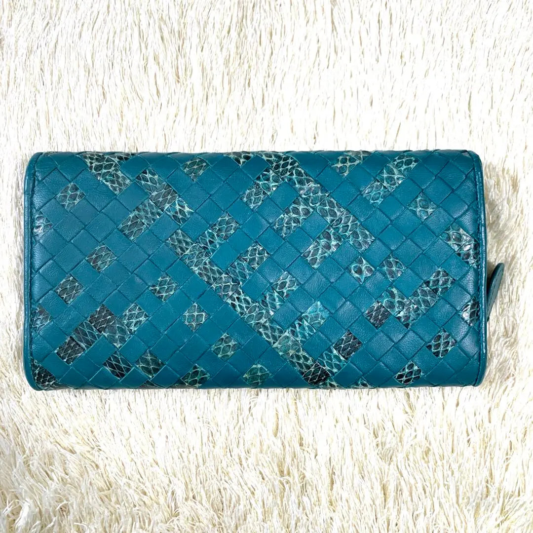 [Good condition] Bottega Veneta long wallet, python, flap, round zip, turquoise