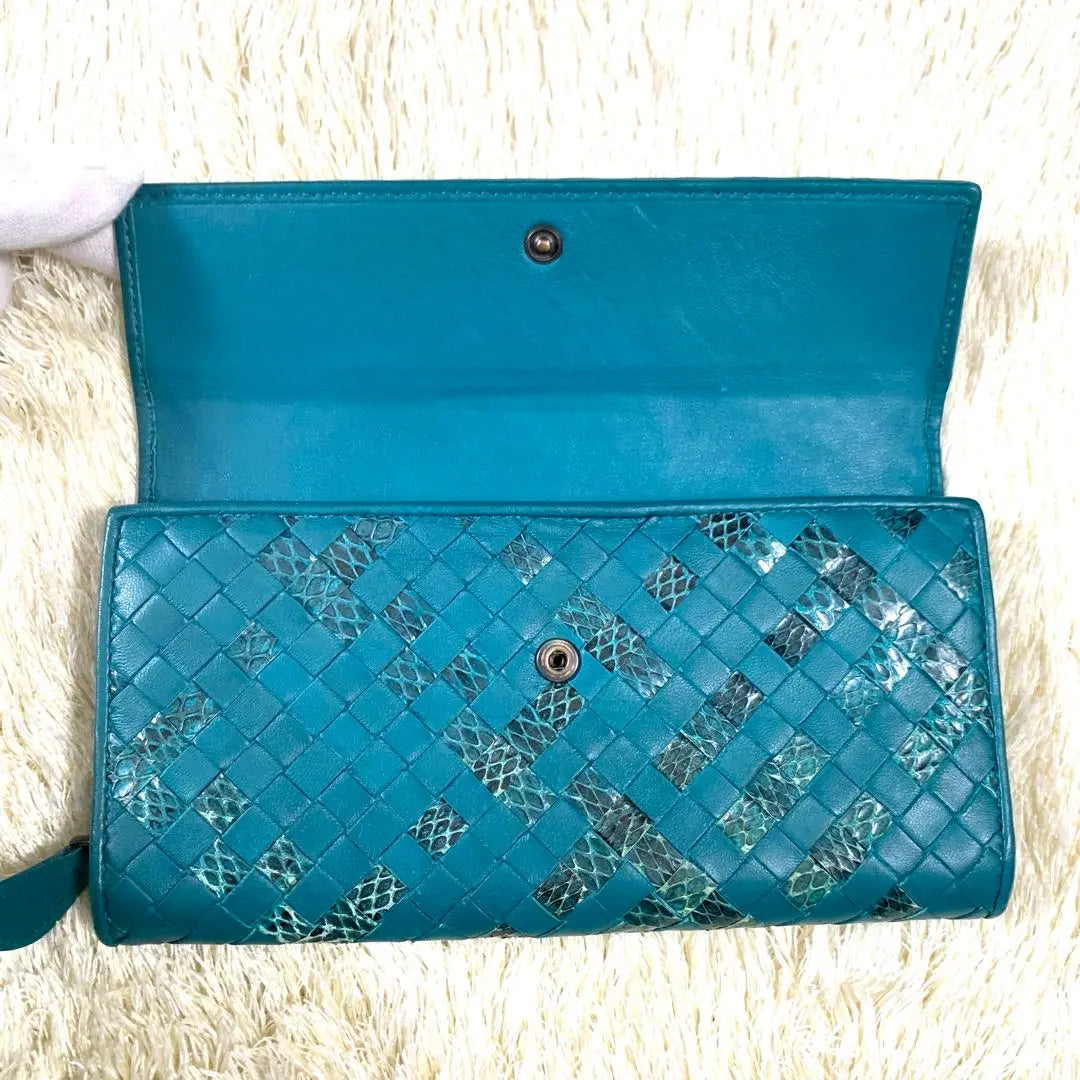 [Good condition] Bottega Veneta long wallet, python, flap, round zip, turquoise