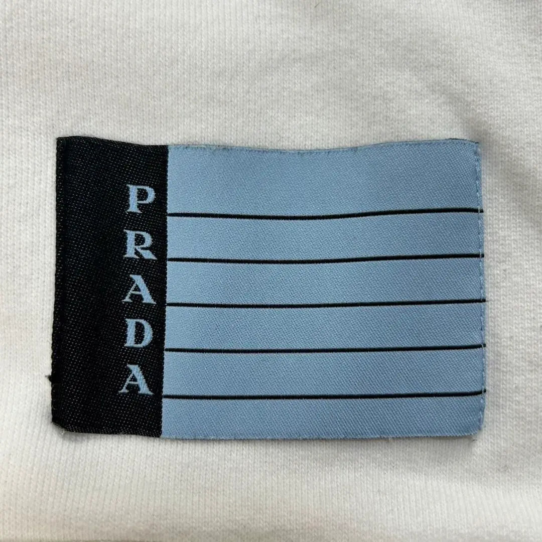 PRADA☆Parka con logo grande y alto, logo triangular, clásica, blanca, difícil de conseguir