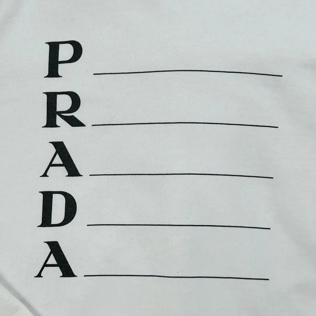 PRADA☆Parka con logo grande y alto, logo triangular, clásica, blanca, difícil de conseguir