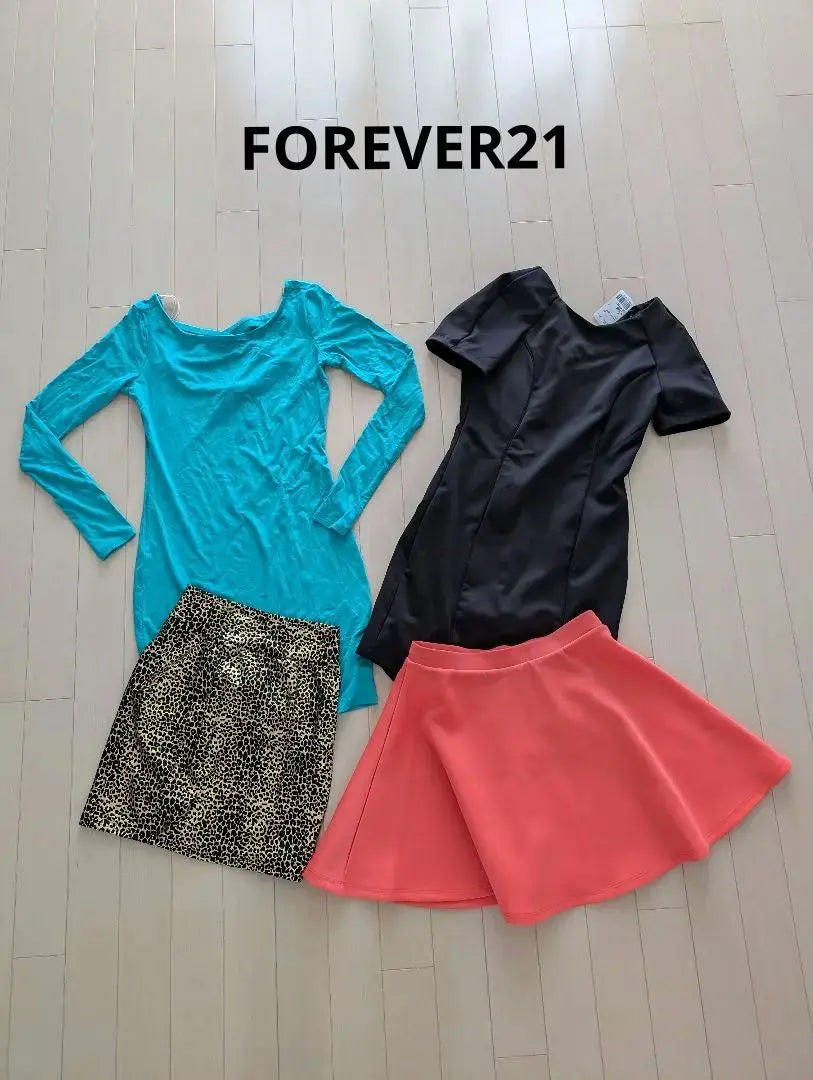 Conjunto de vestido y falda Forever 21