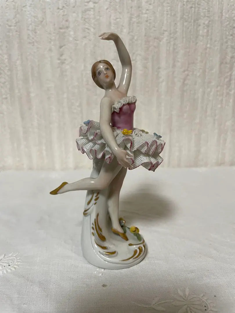 KING'S 1 Figurine Ballerina Ceramic Doll Italy Lace Doll