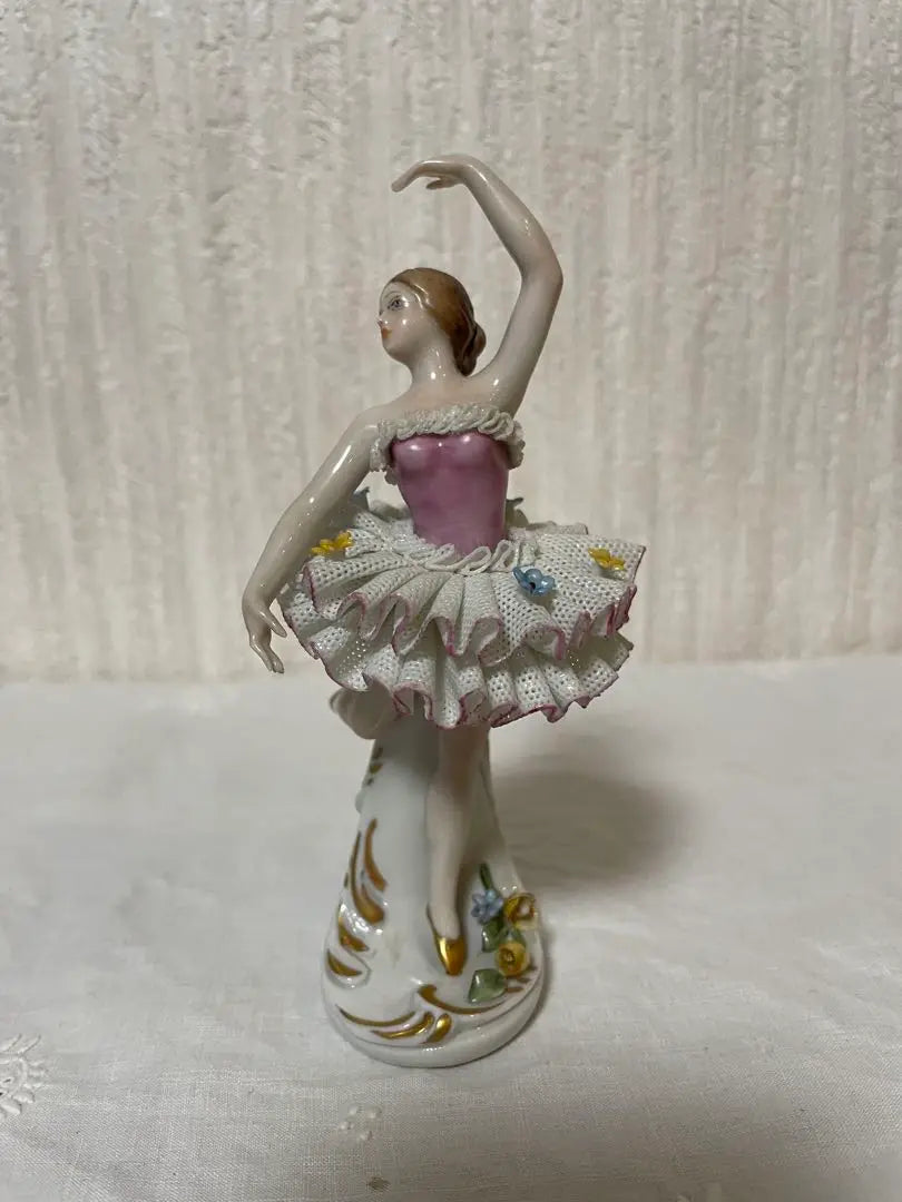 KING'S 1 Figurine Ballerina Ceramic Doll Italy Lace Doll