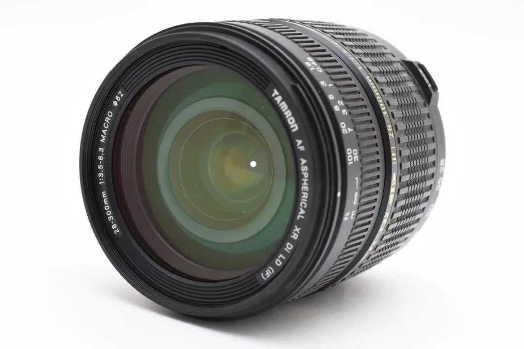 TAMRON AF 28-300mm F3.5-6.3 Nikon lens