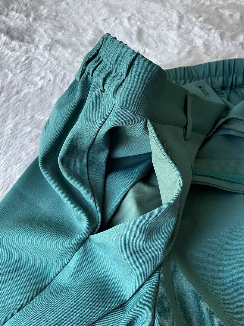 haco comfortable colored pants green tuck pants