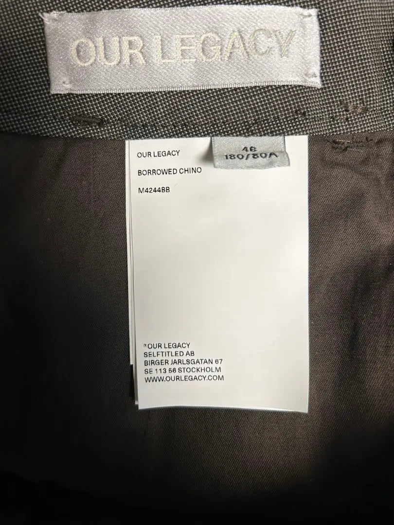 NUESTRO LEGADO PANTALONES CHINO PRESTADOS