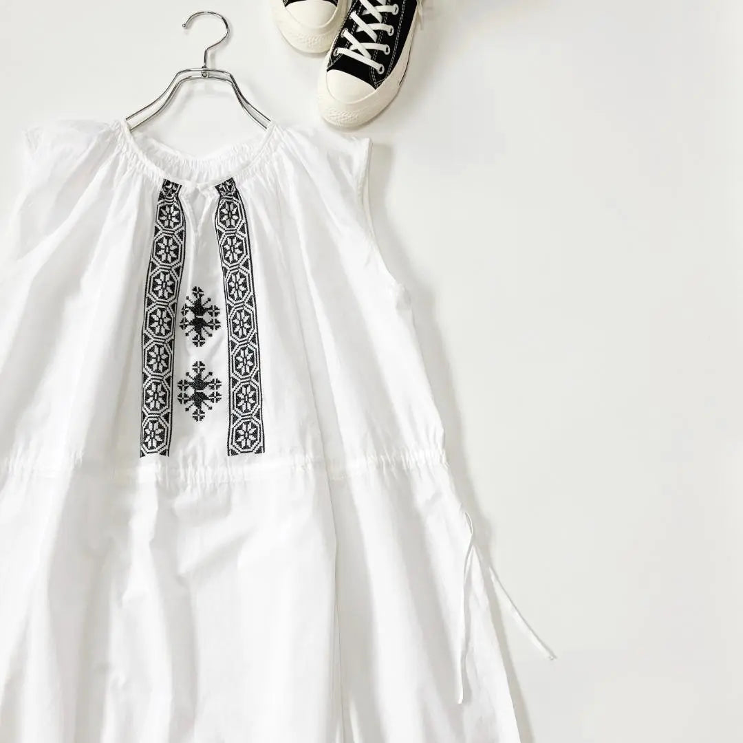 Good condition SHIPS Cotton Lawn Drawstring Embroidered Dress | 美品　　SHIPS　　シップス　　コットンローン ドロスト 刺しゅうワンピース