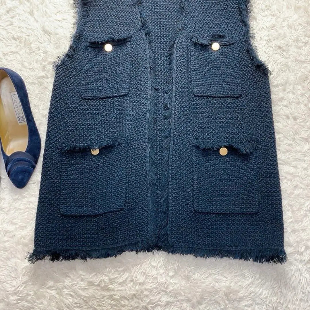 Beautiful condition Spick and Span Adawas Summer Tweed Knit Vest Gold Button