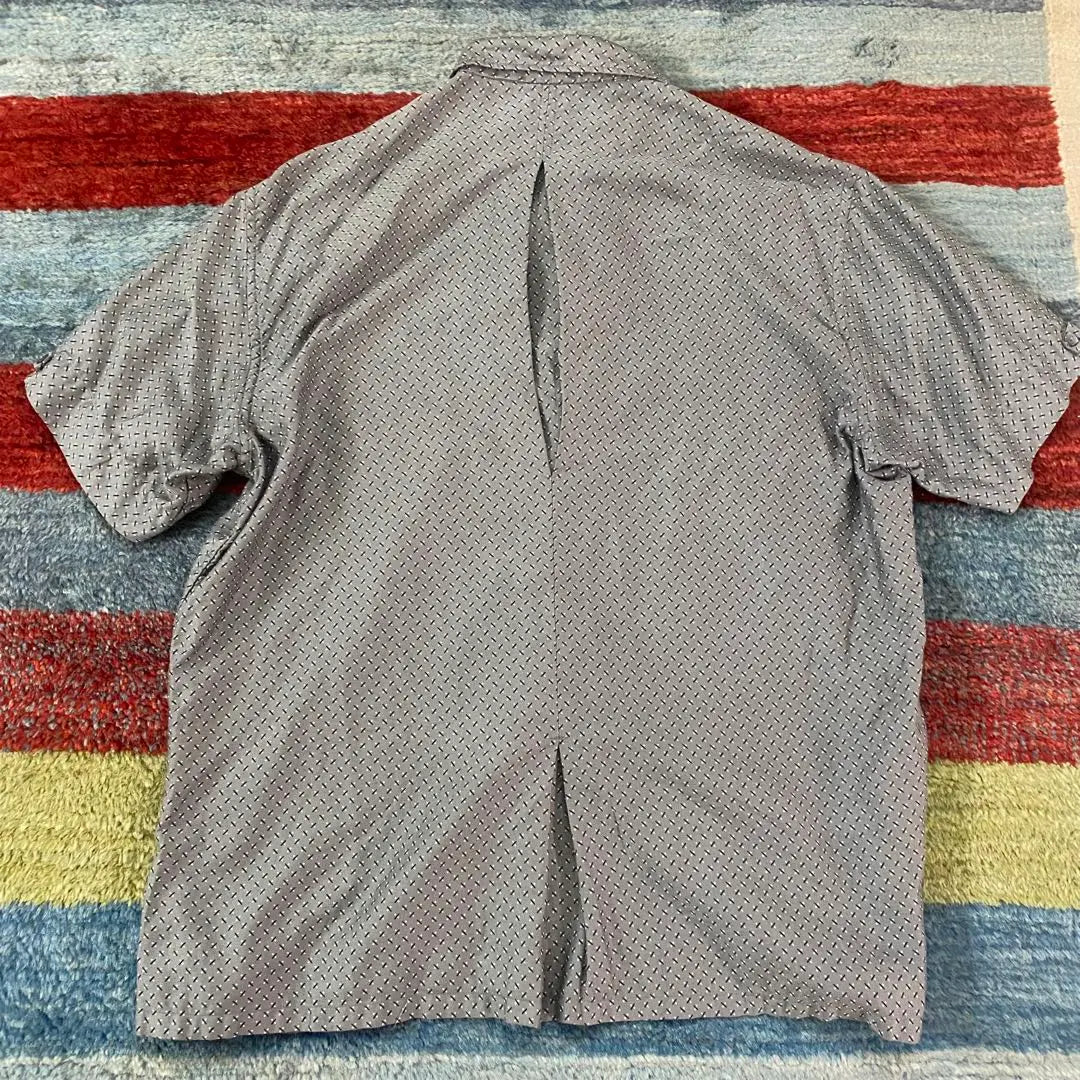 60s open collar shirt, pleated, dot pattern, silver gray