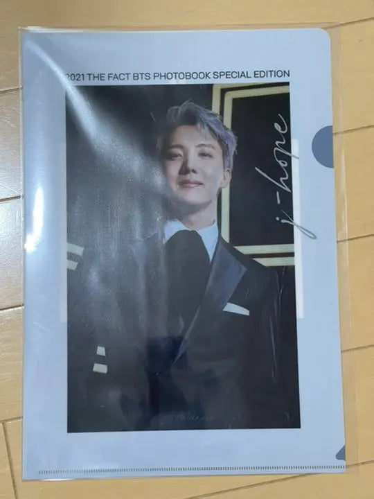 Limited price☆THE FACT BTS PHOTOBOOK Bonus file J-HOPE