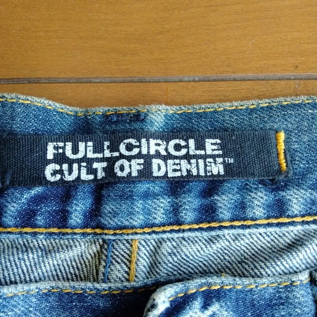 FULL CIRCLE CULT OF DENIM Straight denim