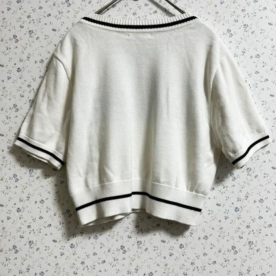 a121 ing [M] Short sleeve knit short length belly button