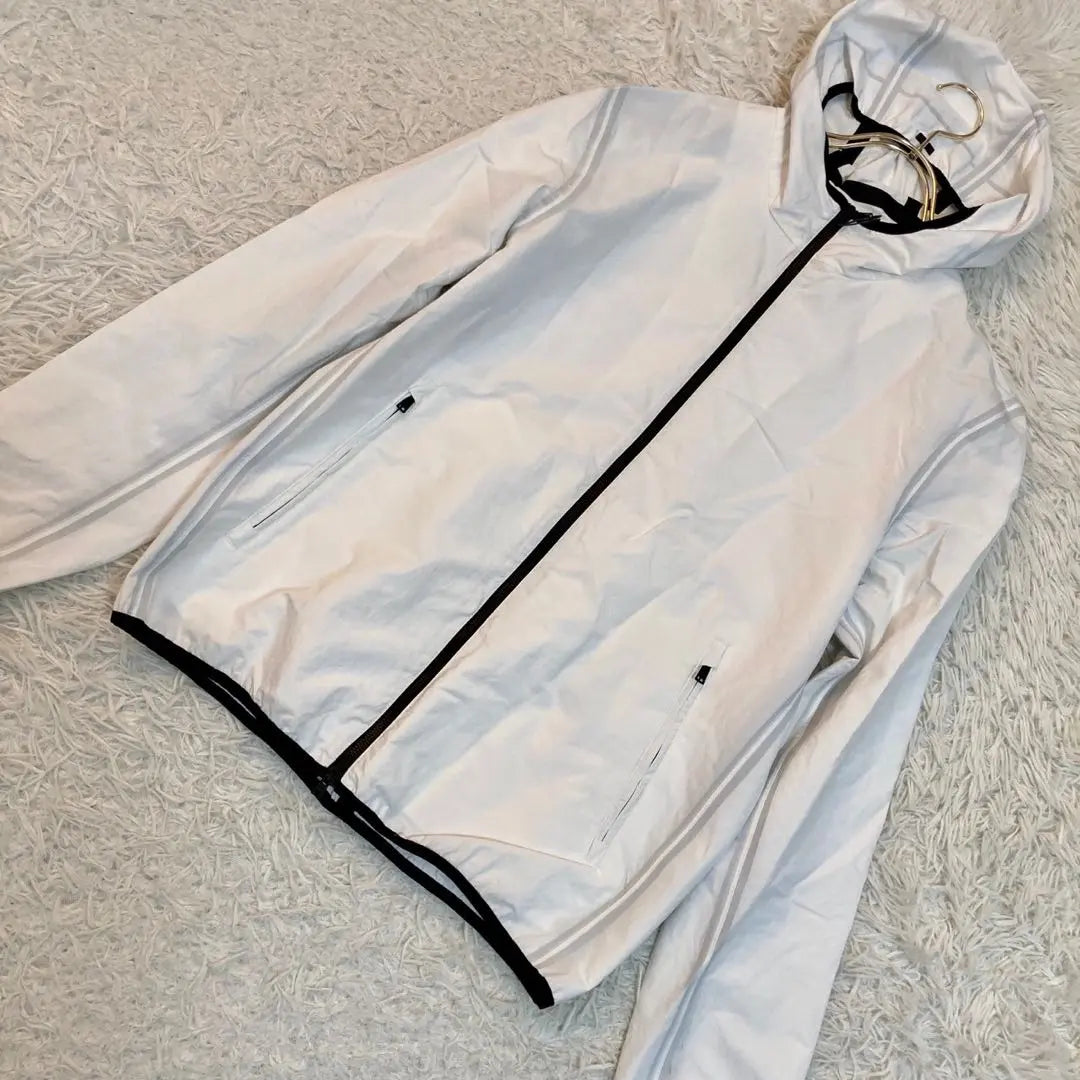 《Good condition》 Herno nylon jacket, white 50 hooded