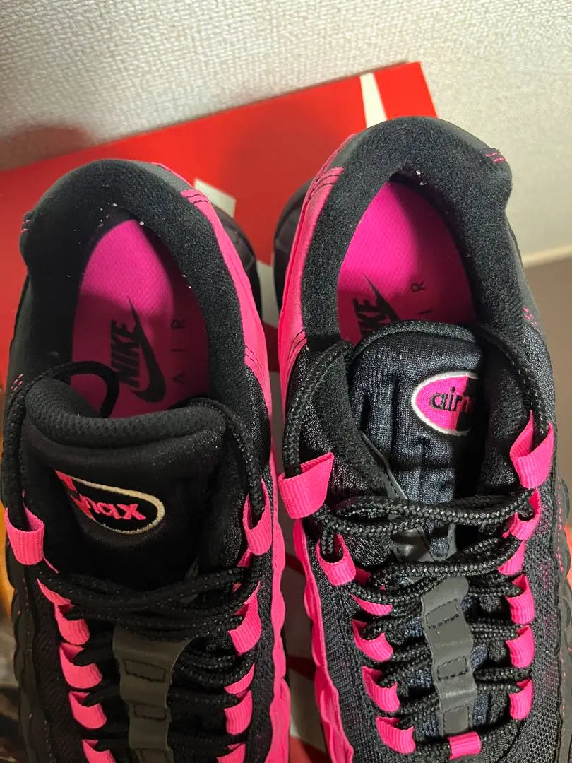 NIKE AIR MAX 95 NEGRO/ROSA 27,5 cm | NIKE AIR MAX 95 NEGRO/ROSA 27,5 cm