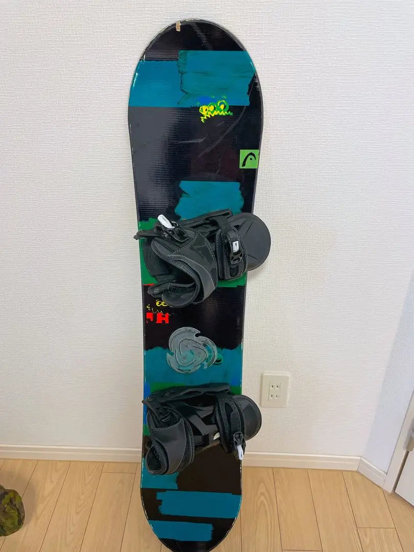 Snowboard and boot set