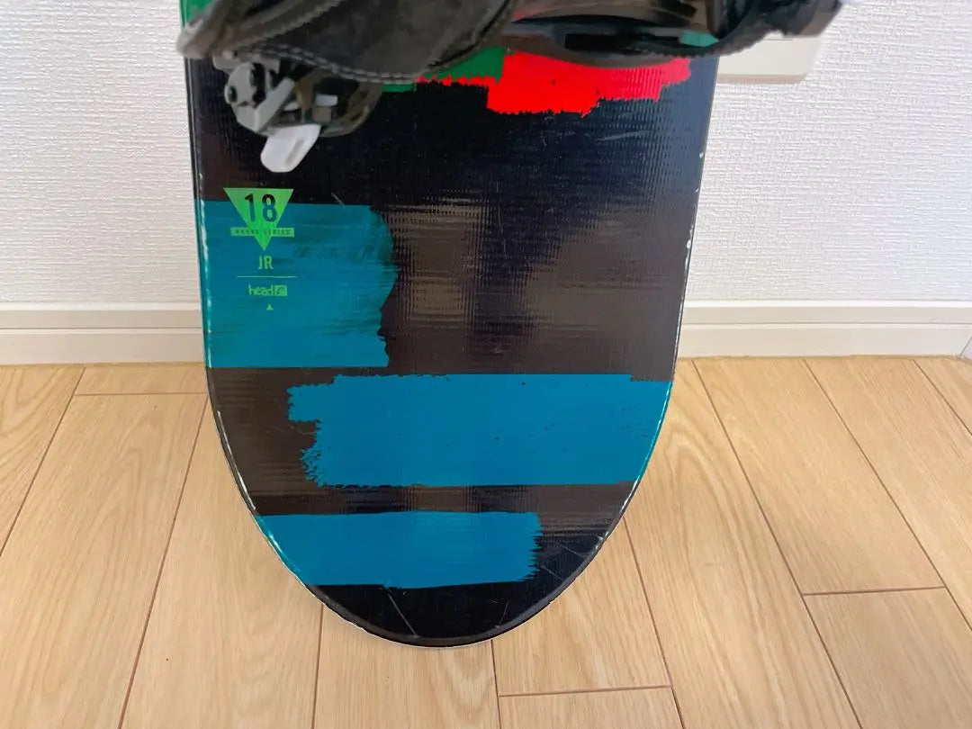 Snowboard and boot set