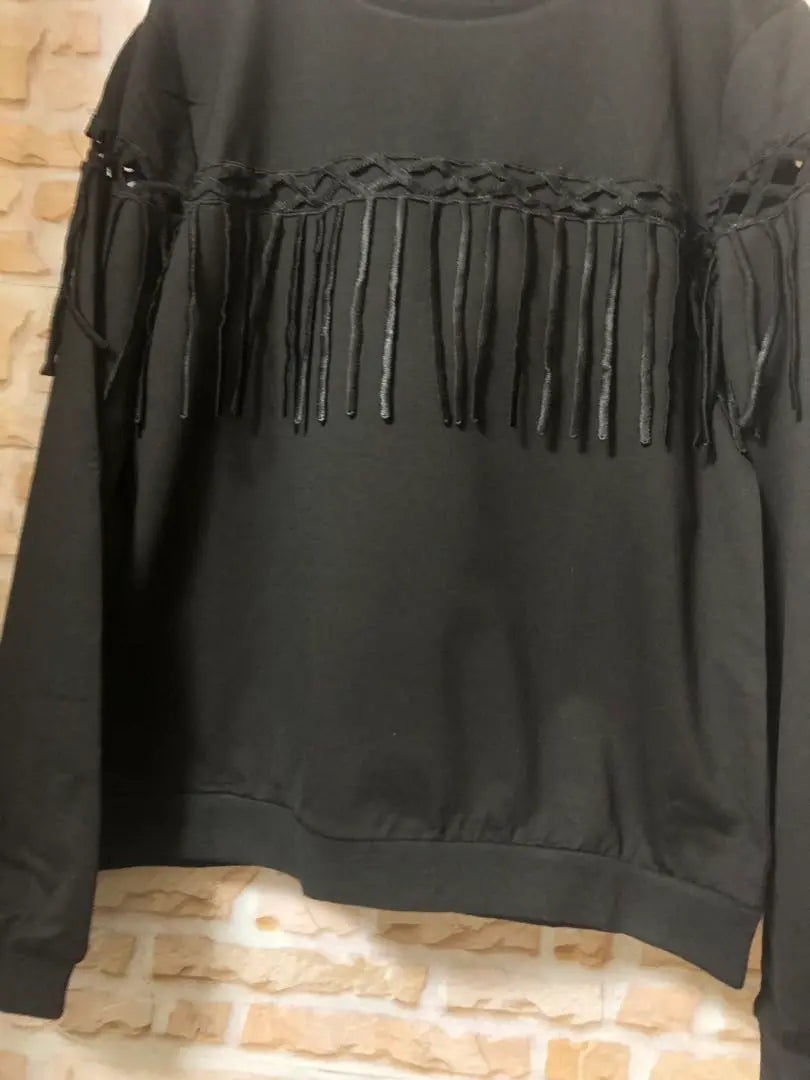 Women's Fringe Tops Sweatshirt L Size New with Tag Price Reduced