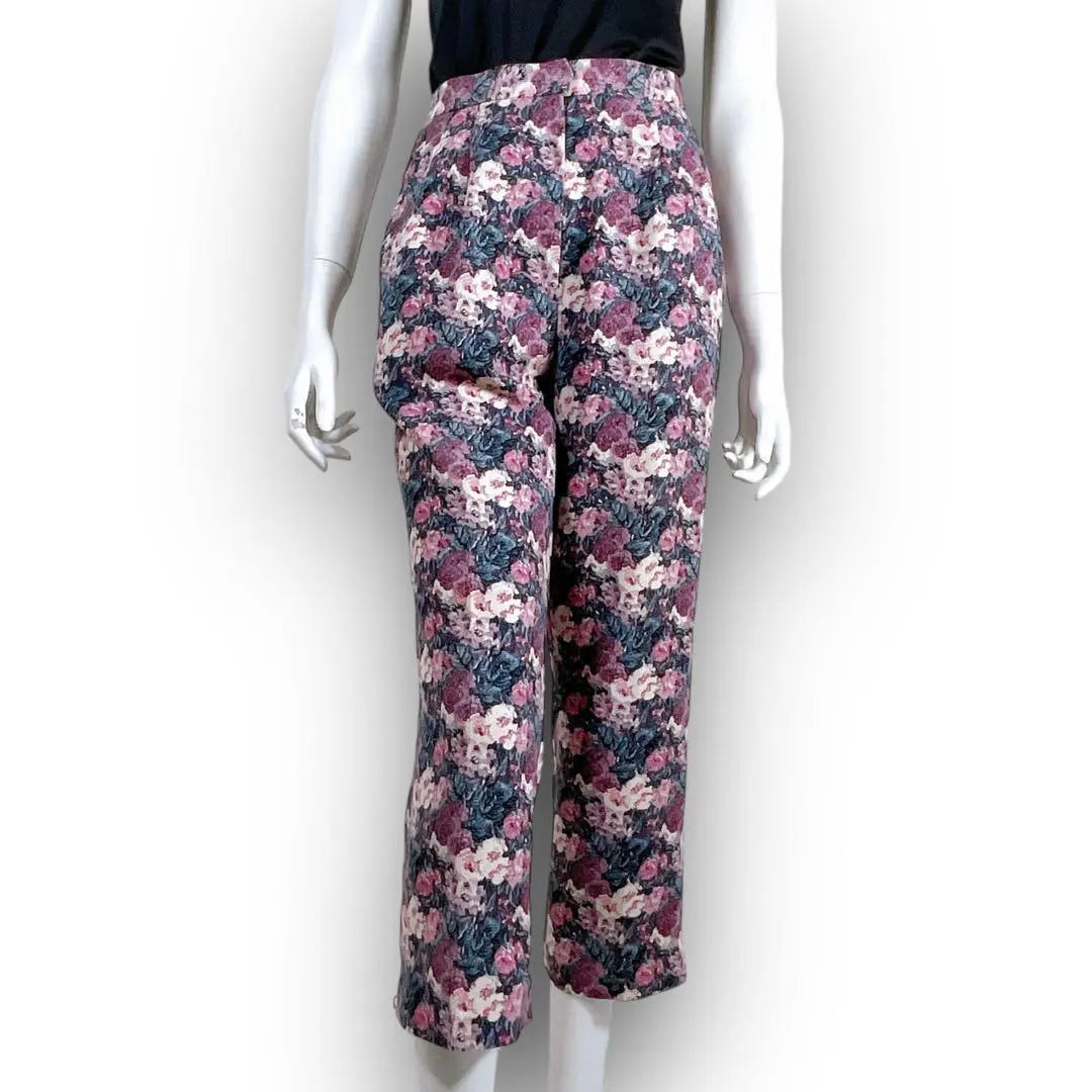 [Popular] Designers Showa Retro High Rose Rose Embroidery Cropped Pants