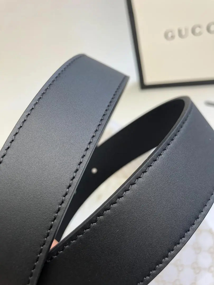 Gucci double-sided usable top layer cowhide belt