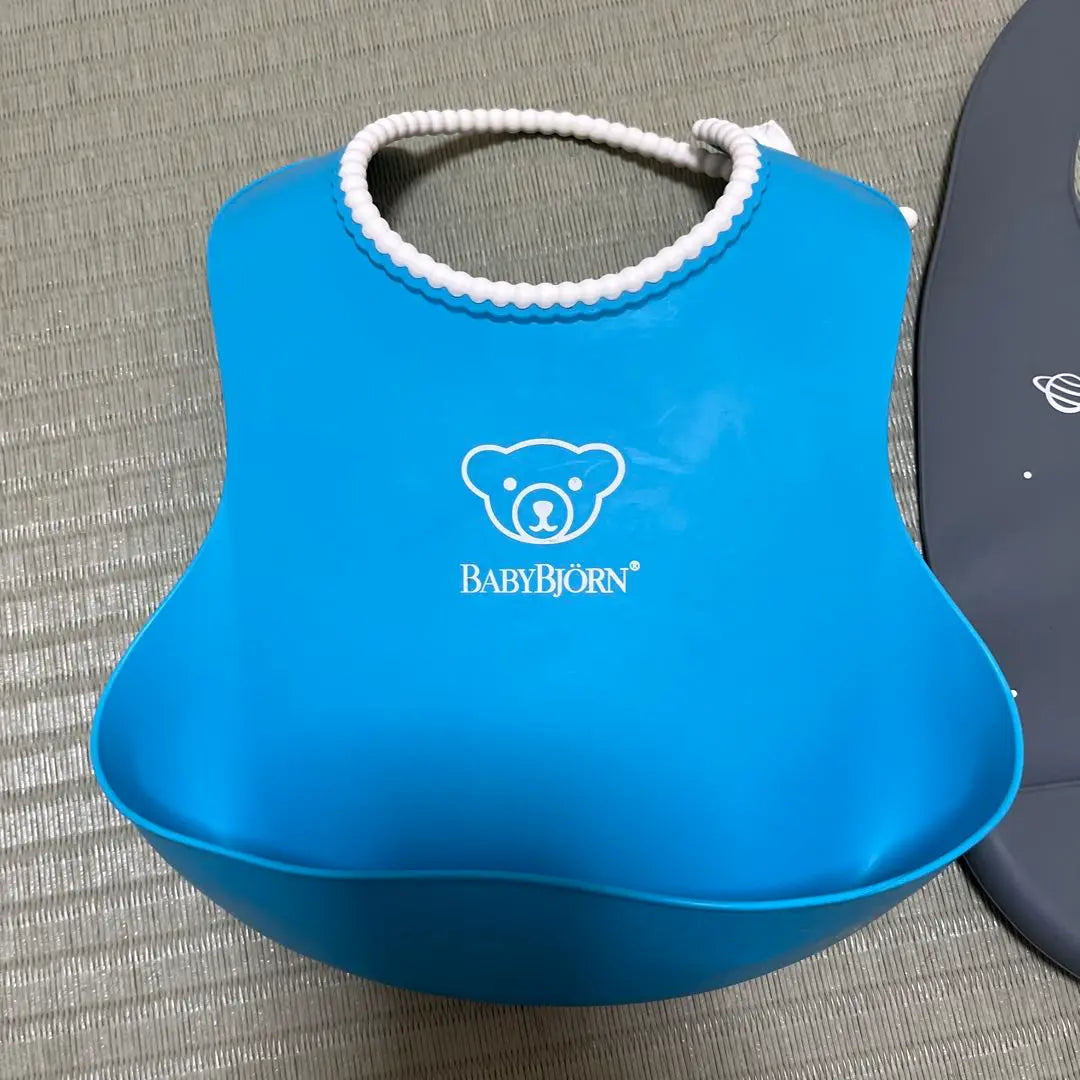 Baby Bjorn BABYBJÖRN Silicone Meal Apron Blue