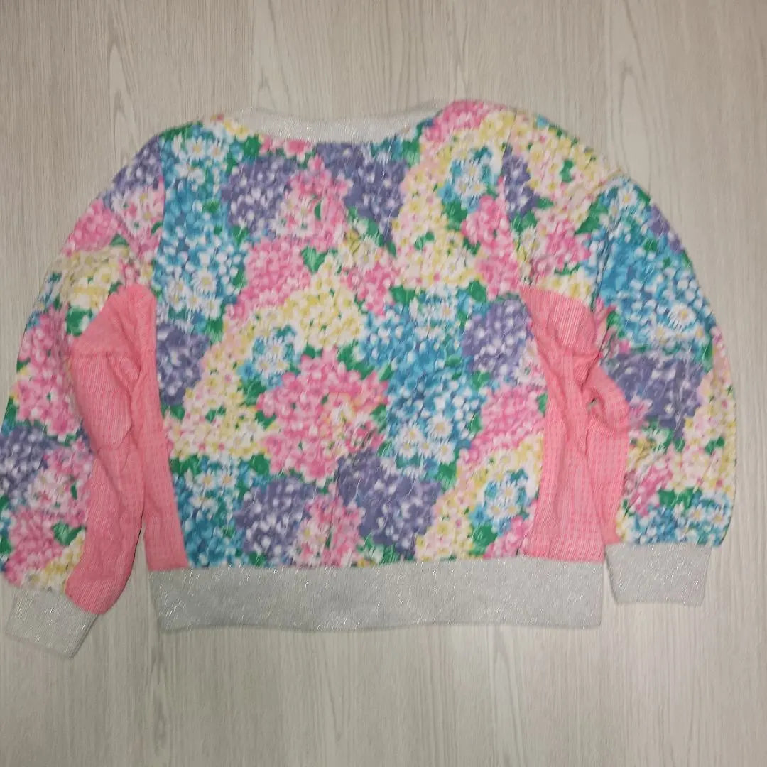 fafa floral sweatshirt size 130