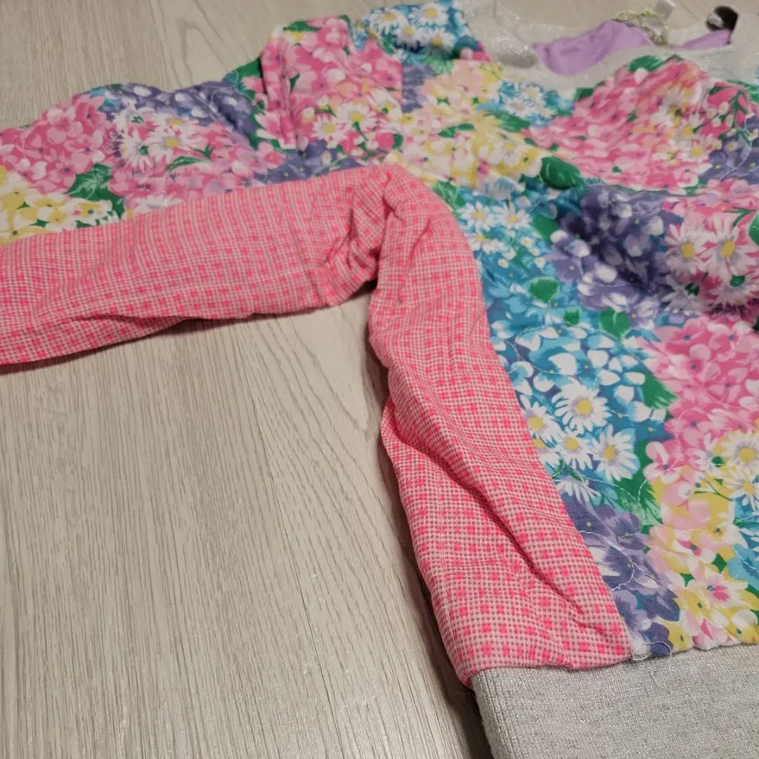 fafa floral sweatshirt size 130