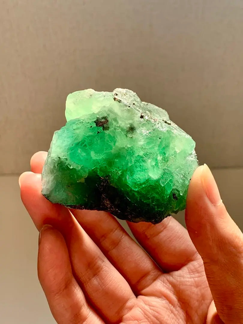 Rare color Peruvian fluorite raw stone mineral specimen tourmaline jade green