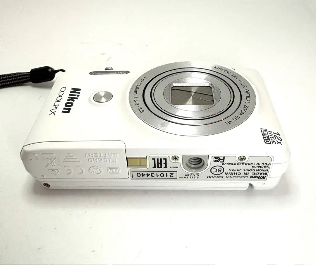 Nikon Nikon S6900 White | ニコン　Nikon S6900 ホワイト