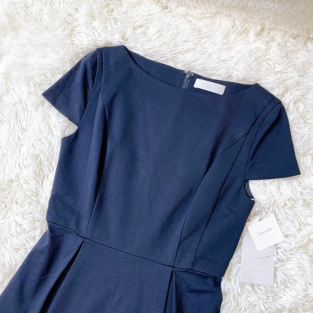 New ✨CELFORD Half Sleeve Dress Navy