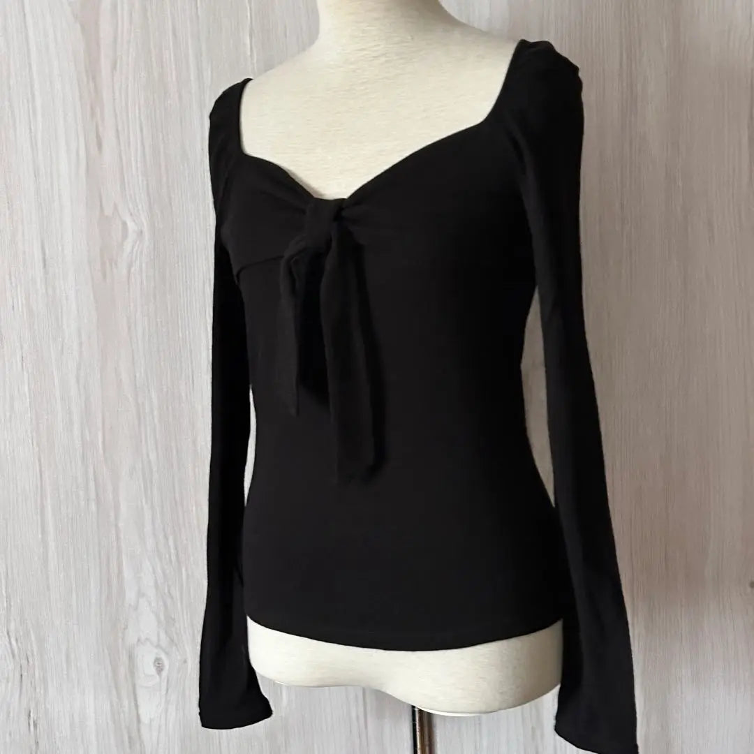 Black long sleeve top cut and sew with ribbon