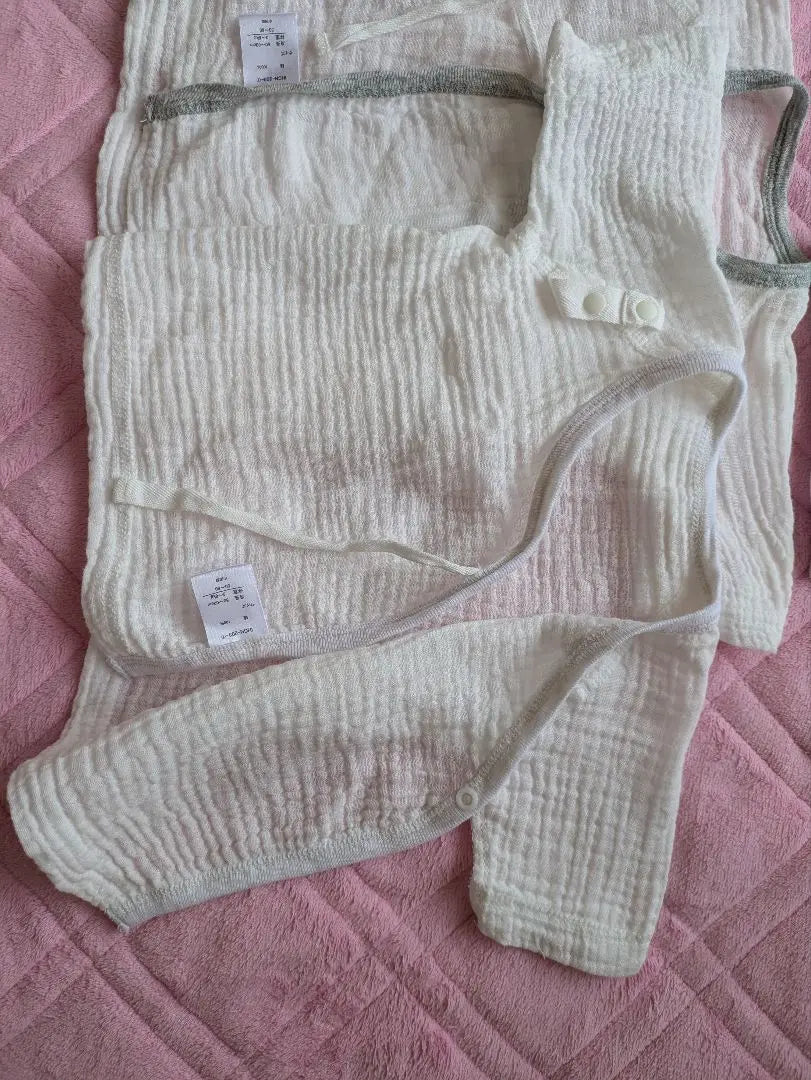 Baby underwear and hat set