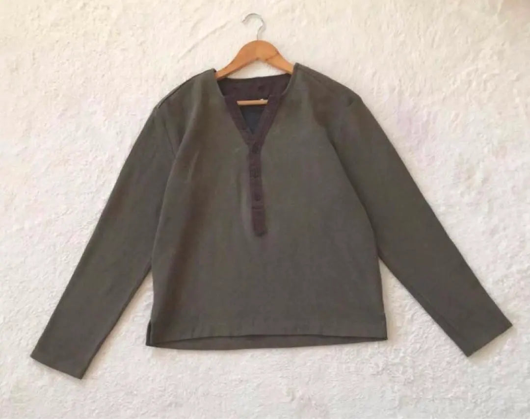 23 Ward Large Size 4L Olive Green V-Neck Long Sleeve Top Pullover