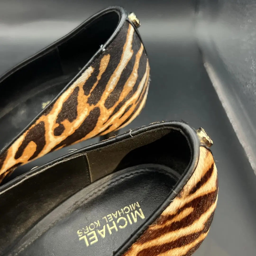 ⭐️Zapatos de salón Michael Kors con estampado de tigre, 24 unidades, en buen estado