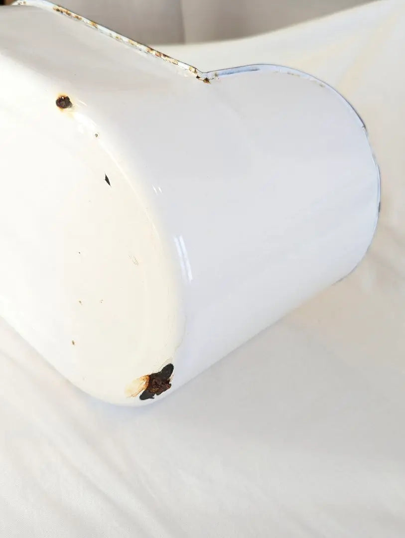 Retro Enamel Pot Baby Enamel White Pot Container Miscellaneous Goods