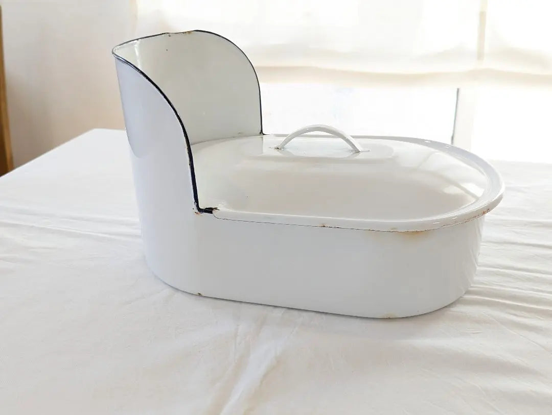 Retro Enamel Pot Baby Enamel White Pot Container Miscellaneous Goods