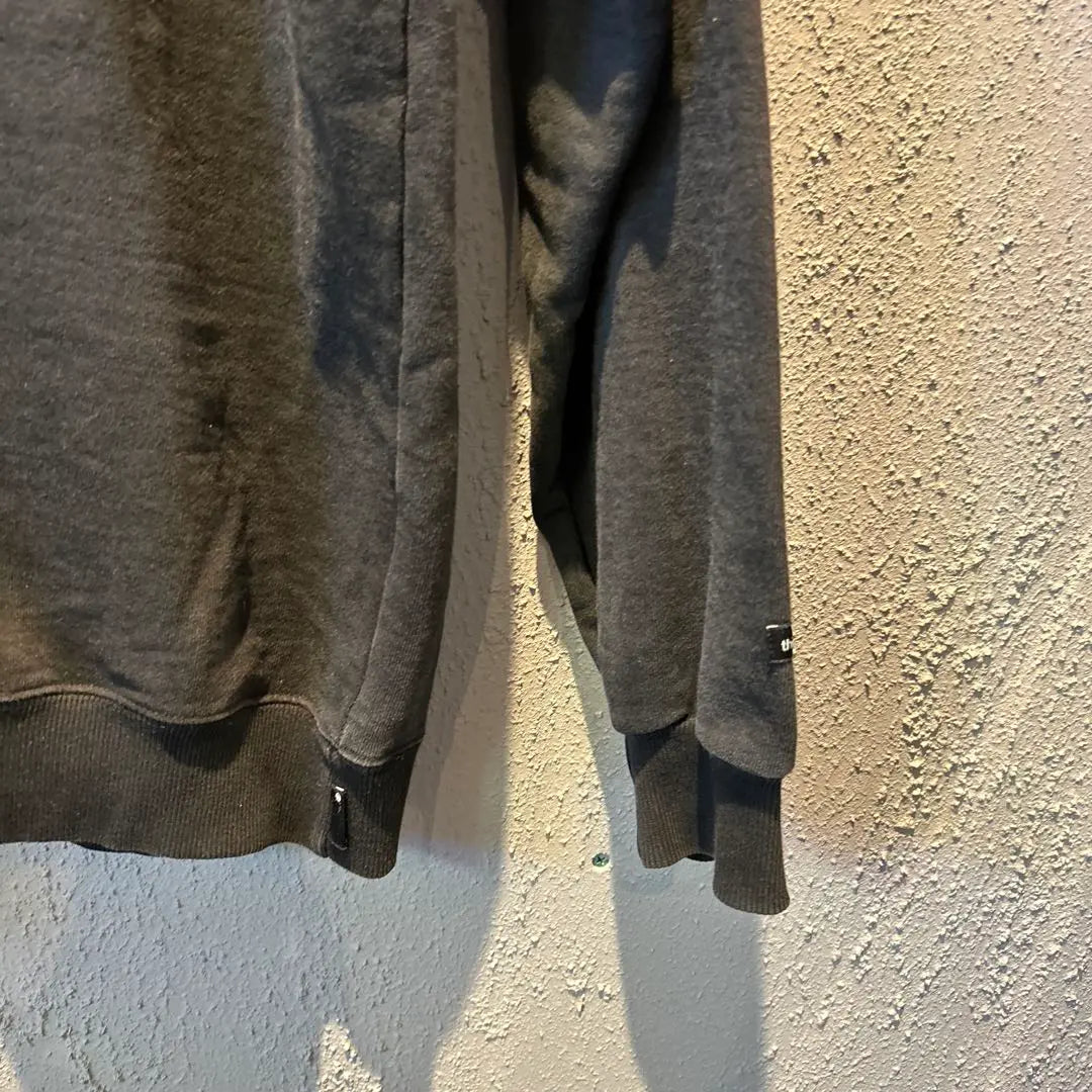 #463 thisisneverthat Sweat Black x Silver Gray Embroidered M