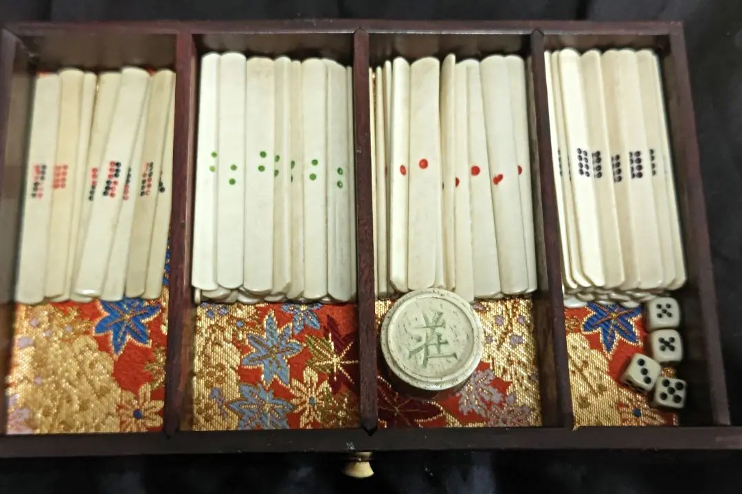 Mahjong tile bone tile Antique wooden box finest retro bamboo tiles Rosewood