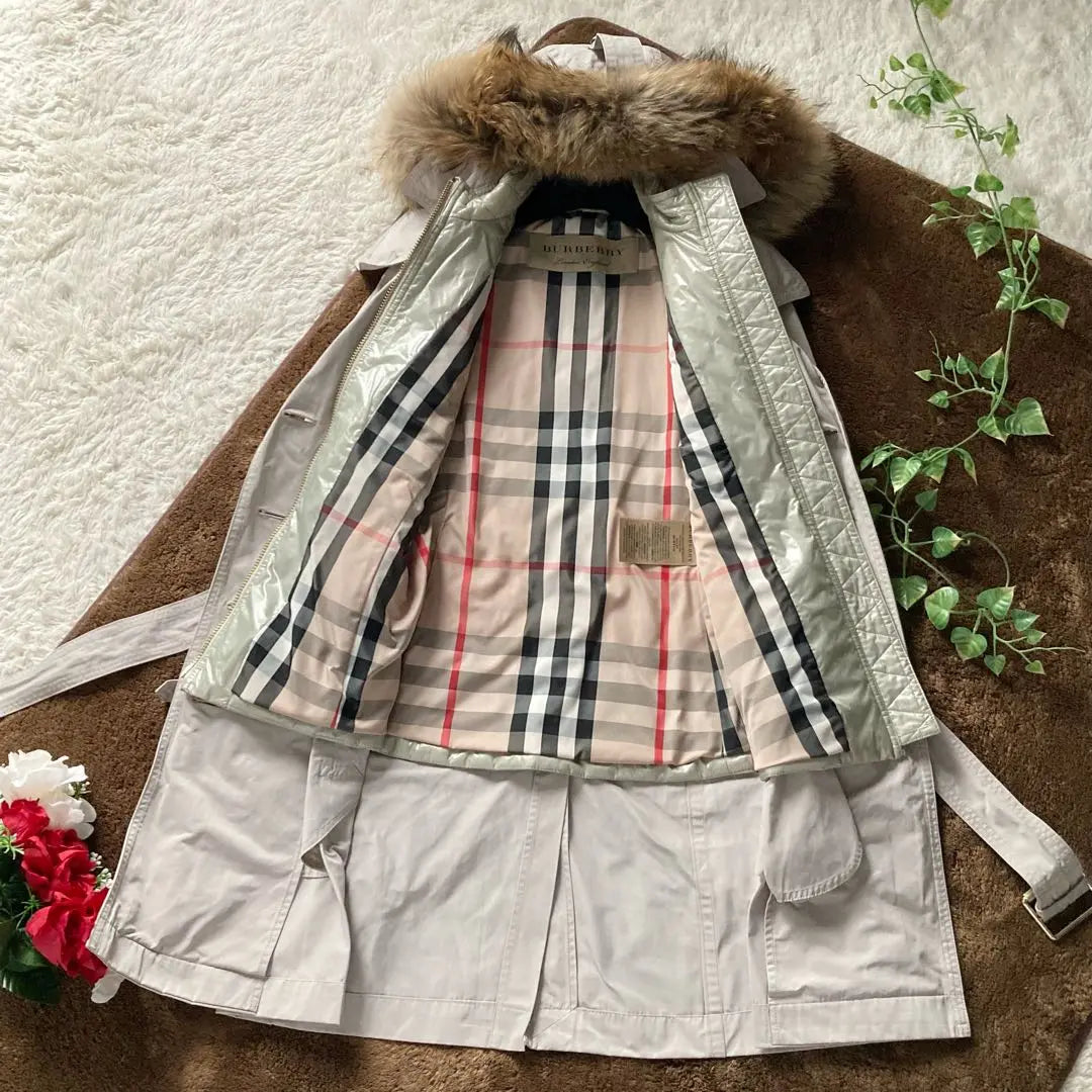 Burberry Trench Court Fur Food Quilting Liner Japón etiqueta regular | バーバリー トレンチコート ファー付きフード キルティングライナー 日本正規タグ