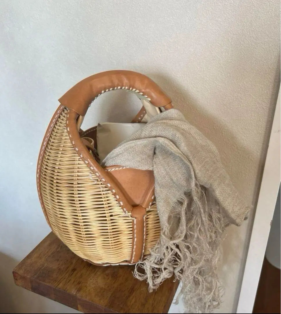 [USED] Beautiful Evagos leather basket, suitable for Japanese clothing