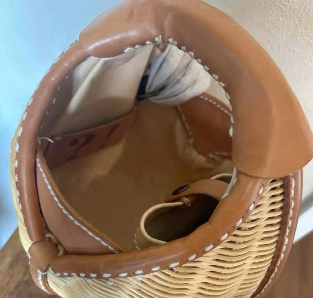 [USED] Beautiful Evagos leather basket, suitable for Japanese clothing