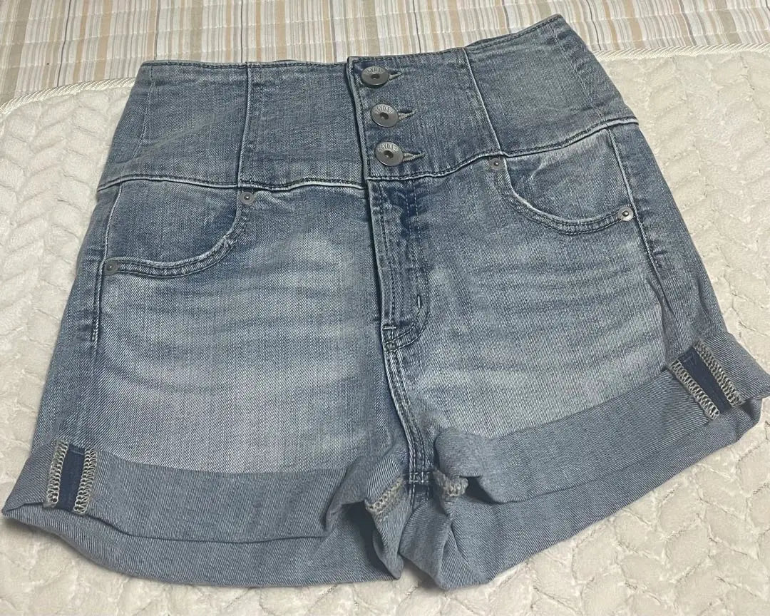 Unused GYDA H/W BASIC Shorts Pants, Size M