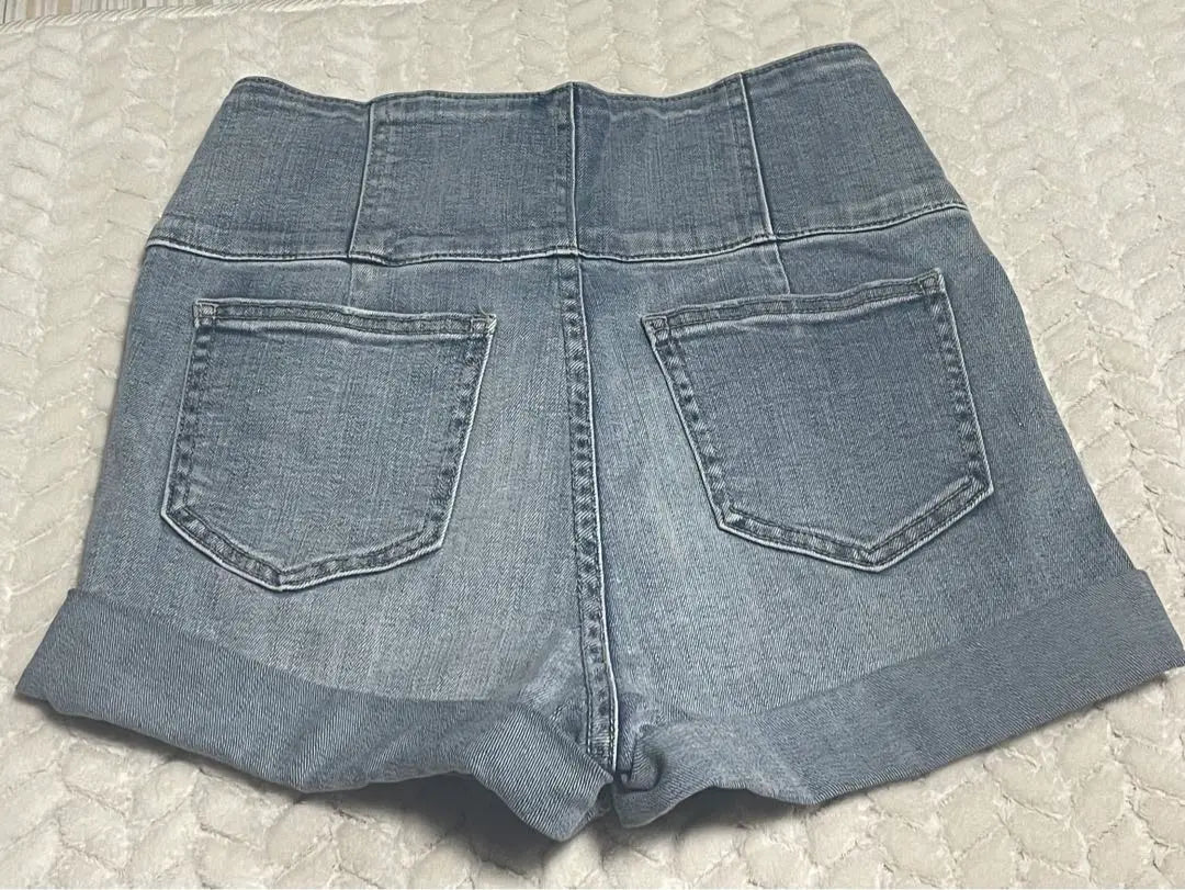 Unused GYDA H/W BASIC Shorts Pants, Size M