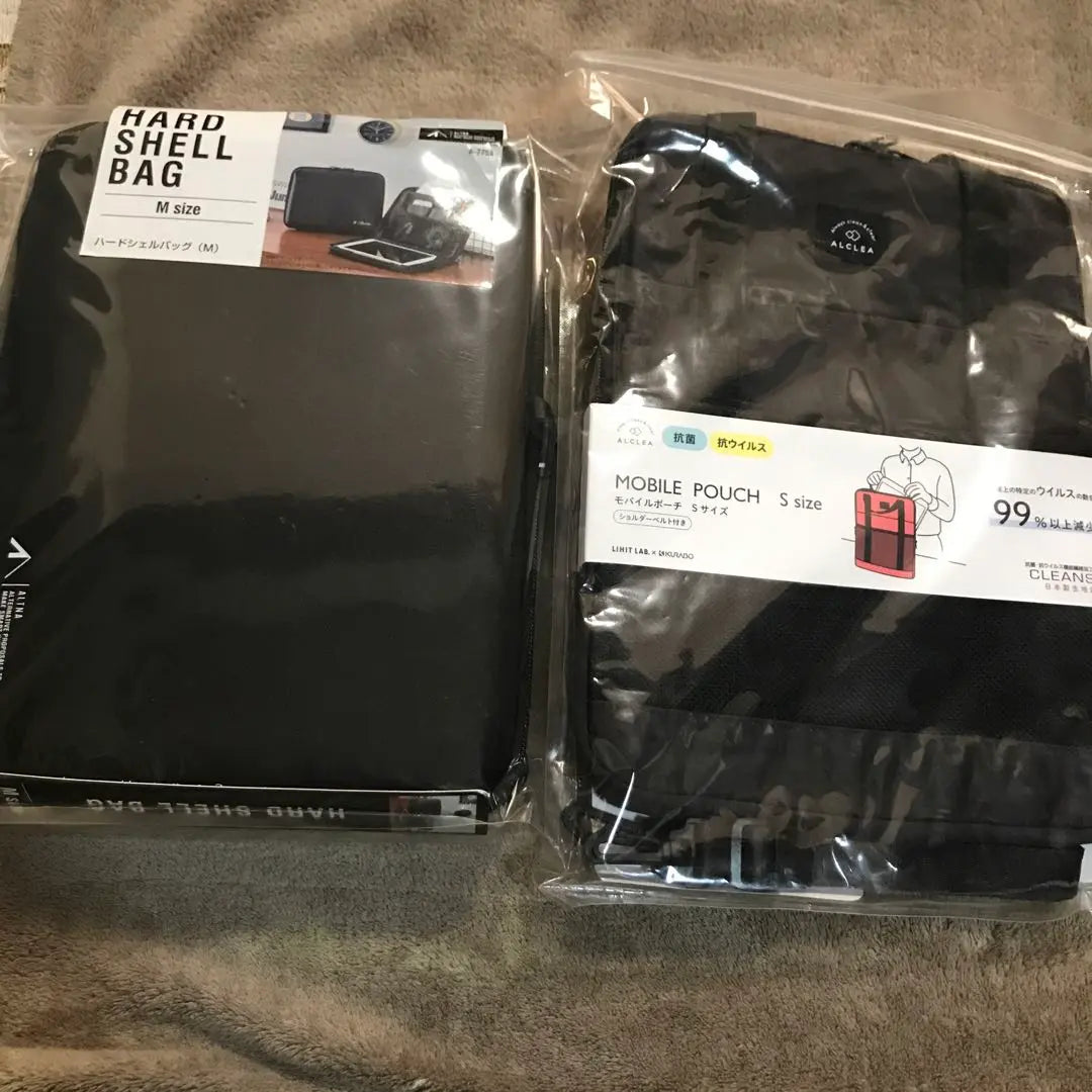 Hard shell bag M size & mobile pouch S size black