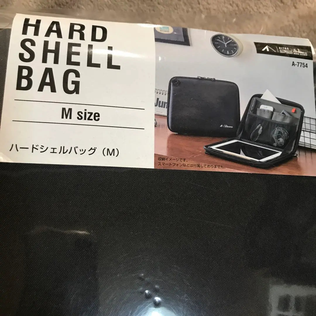 Hard shell bag M size & mobile pouch S size black