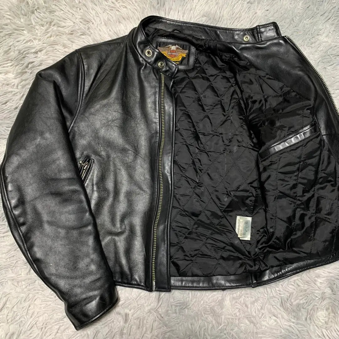 Beautiful condition HARLEY DAVIDSNON leather jacket single rider L