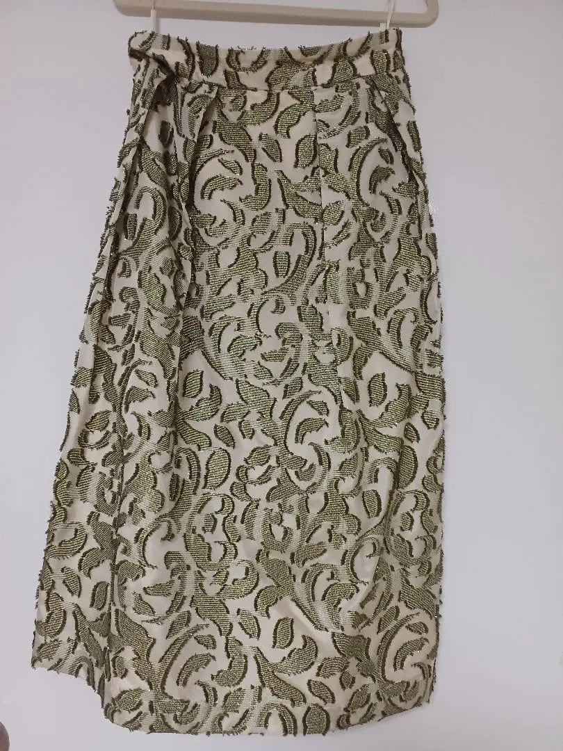 ☆Dinos ☆DAMA Tack Skirt Green and Cream